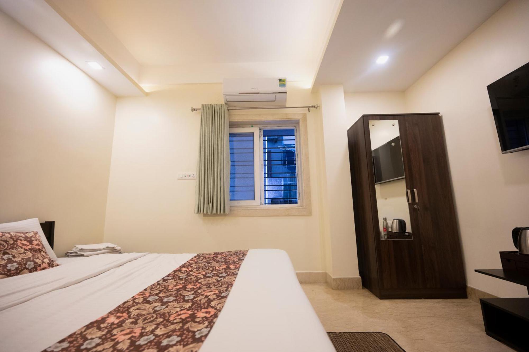 Lakeside Suites โกลกาตา ภายนอก รูปภาพ
